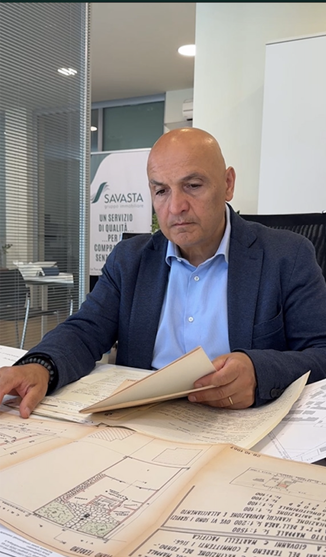 Antonello Savasta, dal 1993 Agente Immobiliare a Novara. Richiedi la valutazione immobiliare della tua casa se vuoi vendere casa a Novara o Provincia di Novara.